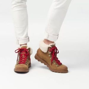 Women’s Sorel Ainsley Conquest round toe boots